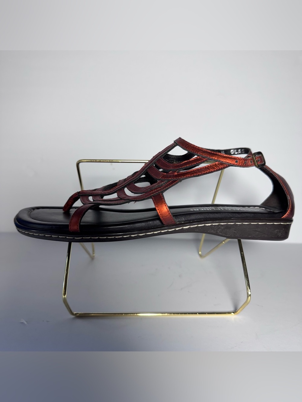 VTG Donald Pliner Peace for Children Metallic Leather Gladiator Sandal Flats 6.5 - Picture 7 of 10